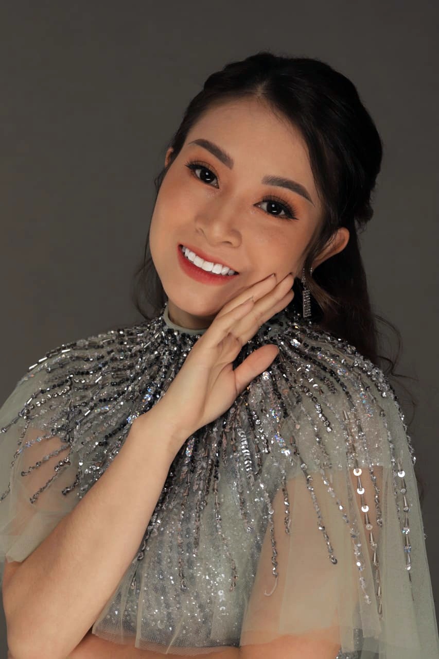 Chi Hoang 1