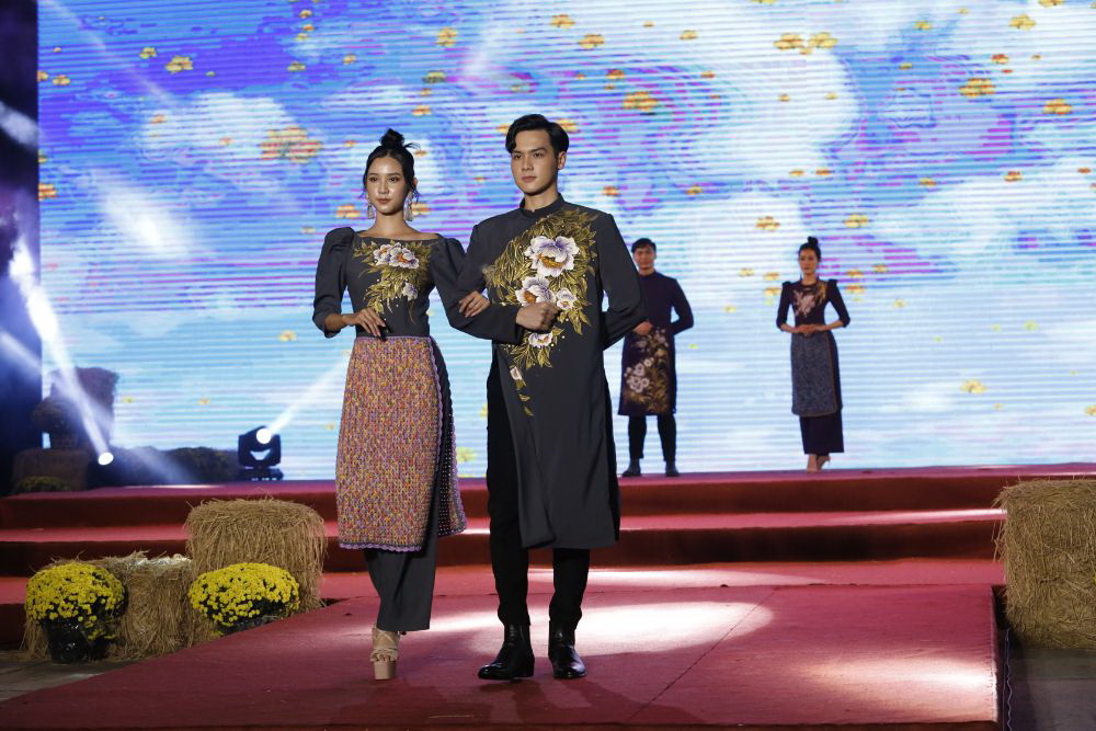 Gala Dai su Ao dai 12