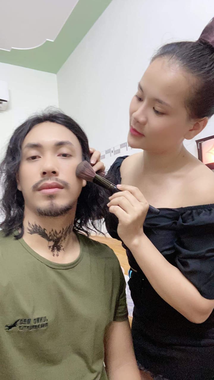 Q Thu Make up 5