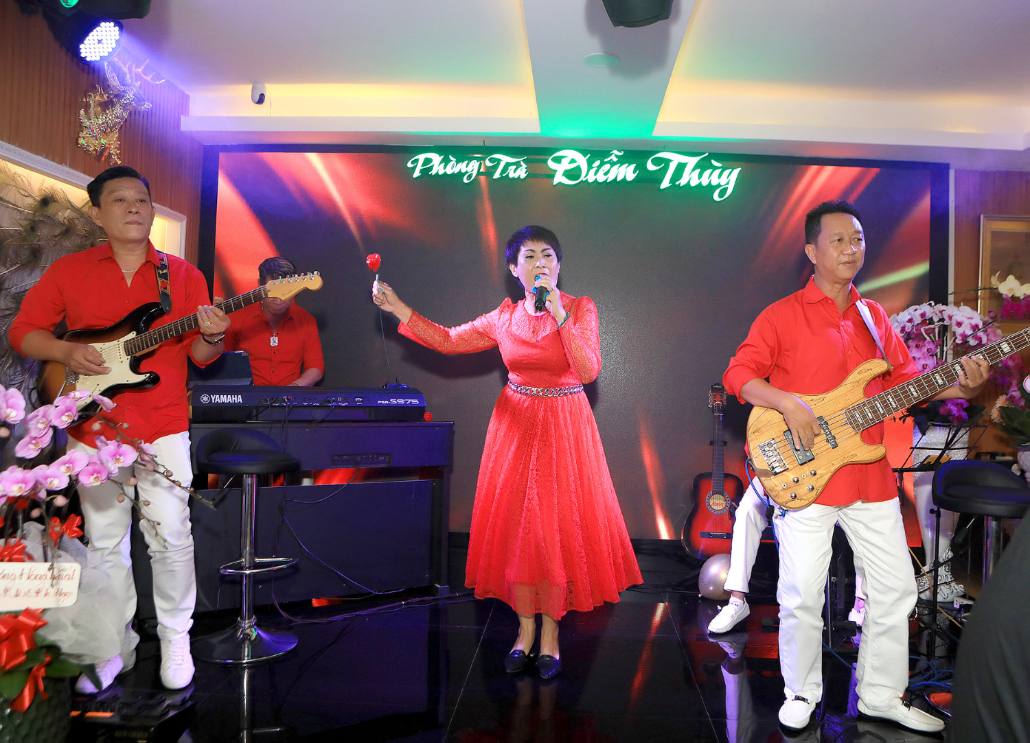 Diem Thuy 14