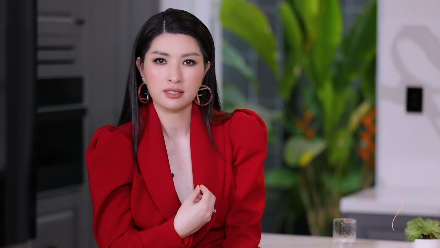 Nguyen Hong Nhung 2