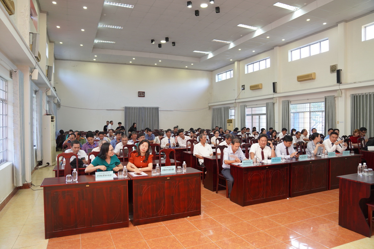 MC Minh Ngoc 4