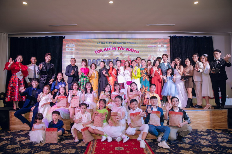 MC Nhi 5