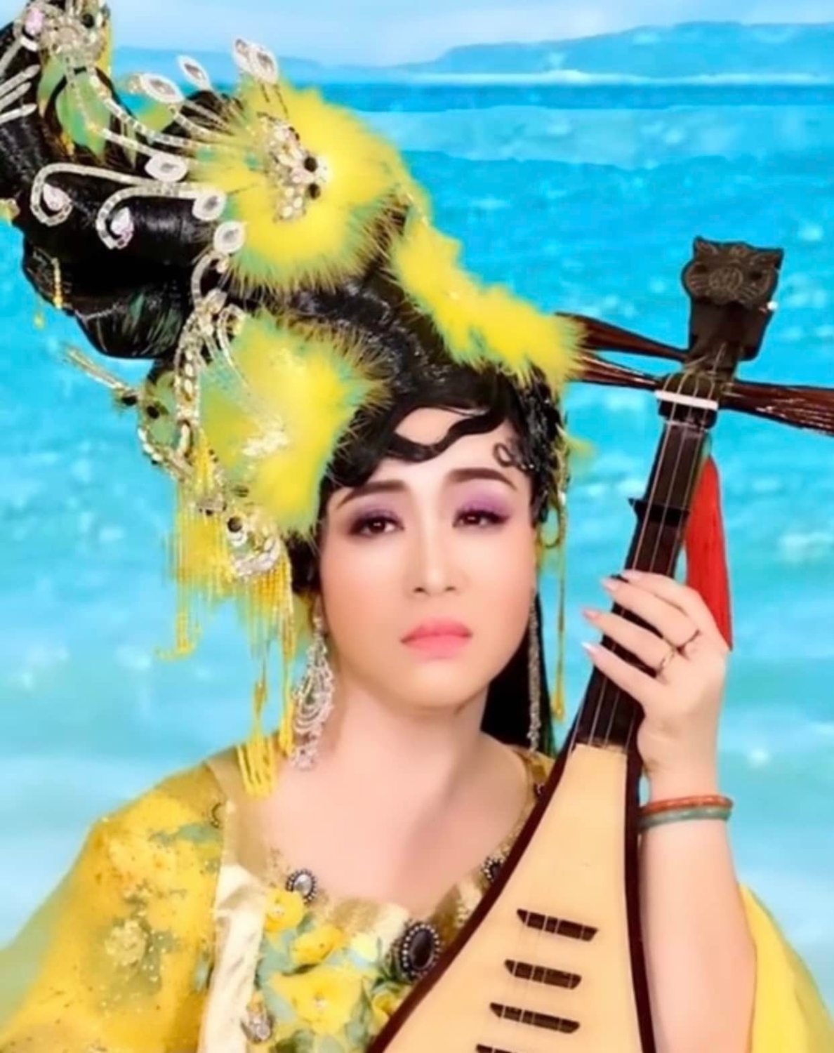 Vu Thuy Vi HDK 7