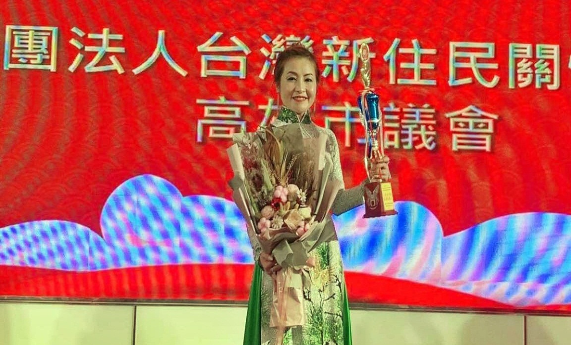 Hoa hậu Đào Nguỵệt Thanh (Yueh Ching Tao) nhận thêm 1 danh hiệu cao quý
