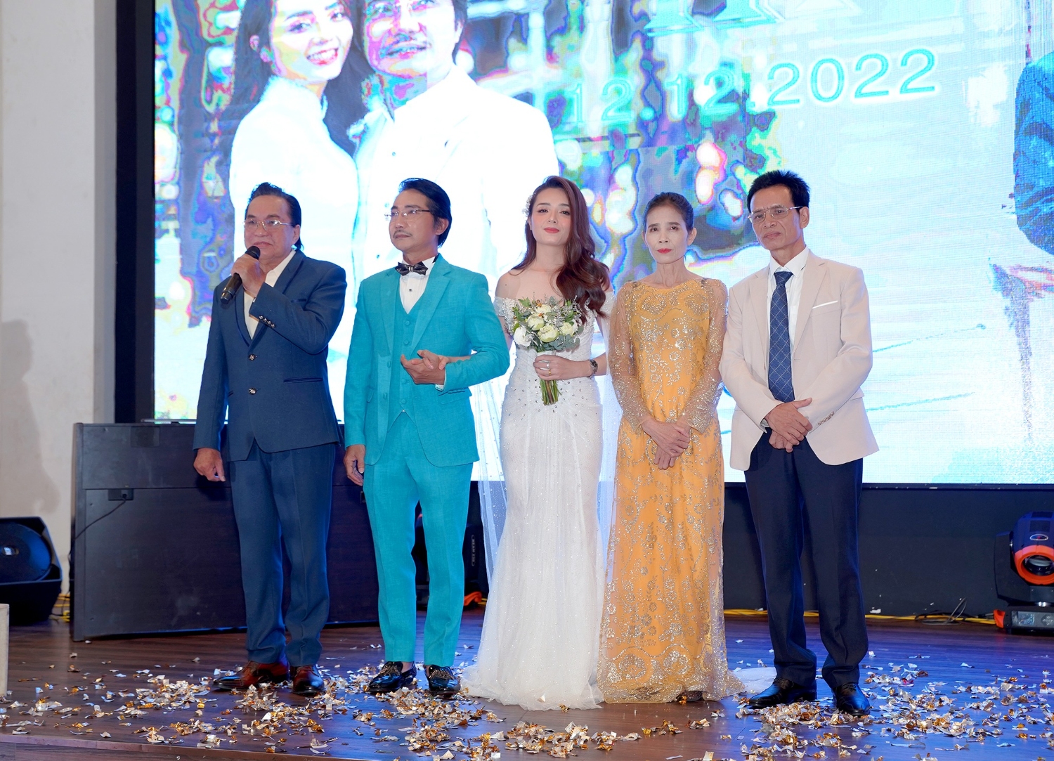 NSND Thanh Tuấn làm chủ hôm cho đám cưới nhạc sĩ Thái Hùng