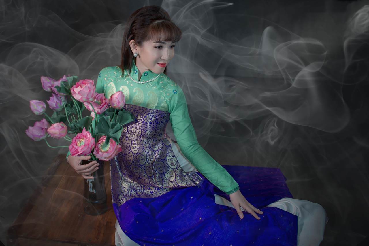 Ca sĩ - MC Anh Thư: Người đẹp không tuổi