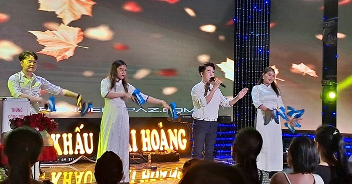 Lam Minh Thao 4
