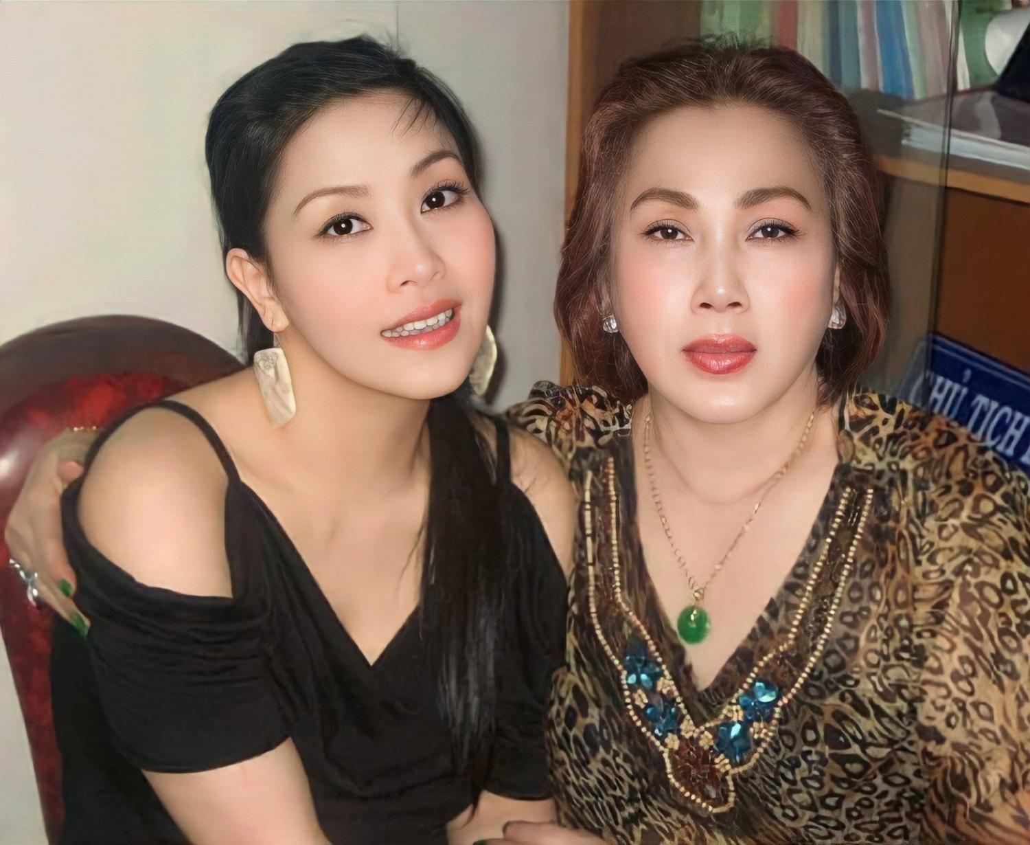 BÀ KIM ANH VỚI DANH HÀI KIỀU OANH