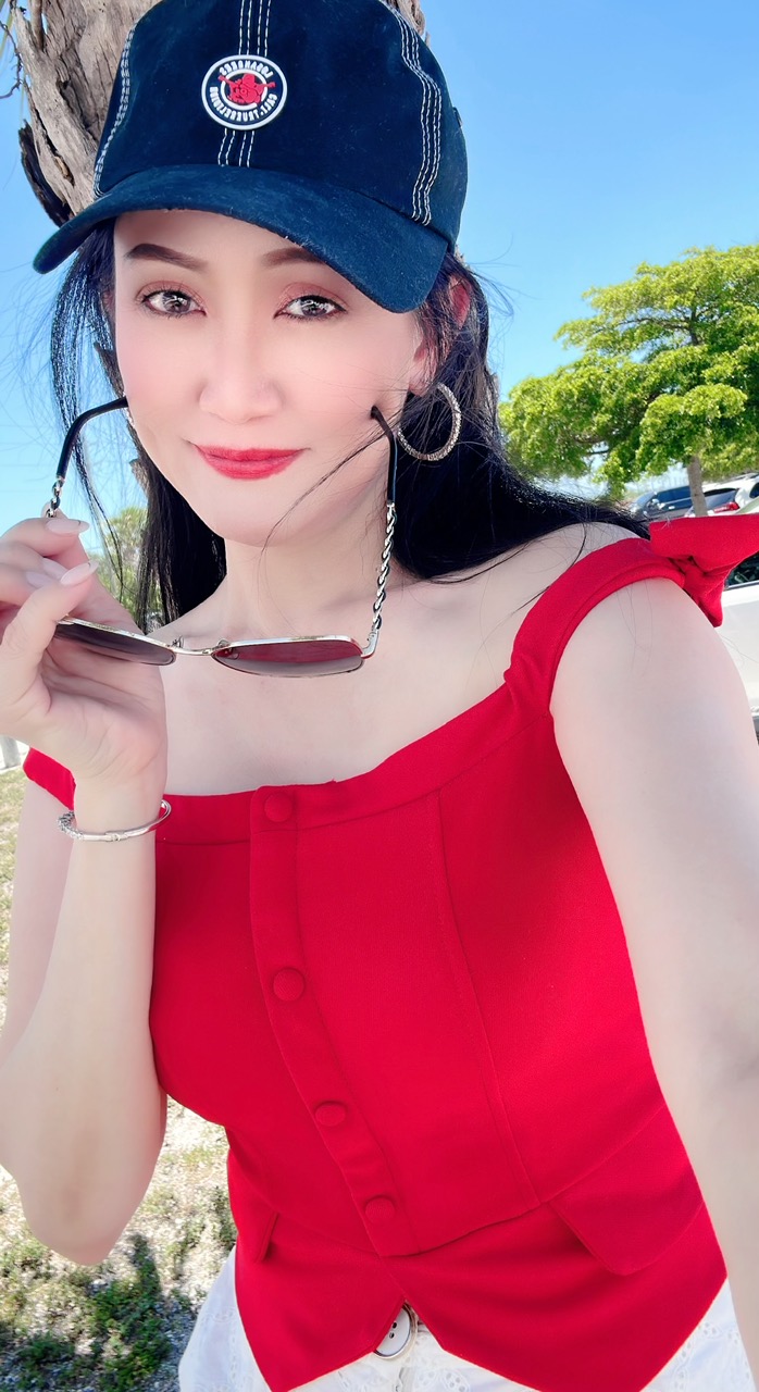 BELLA (7)