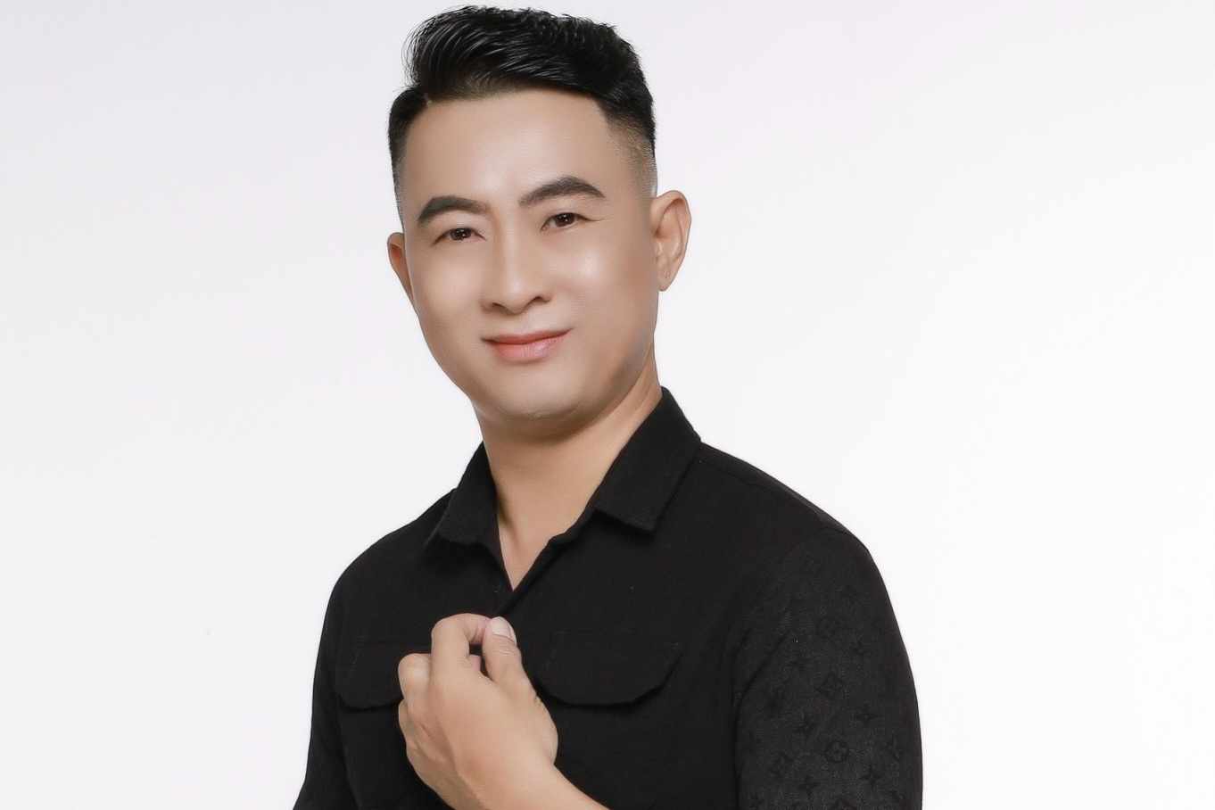 Ca nhạc sĩ Lê Anh Tuấn