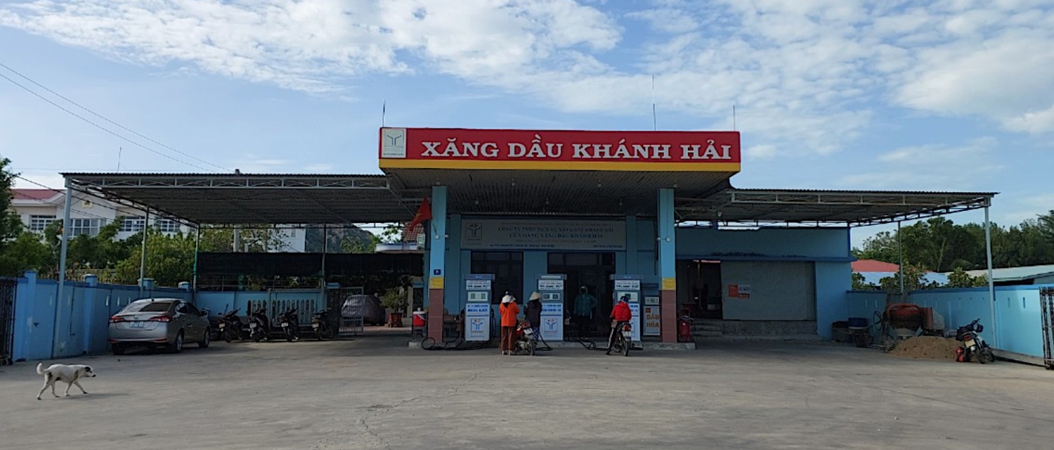 Cây xăng đang xảy ra tranh chấp
