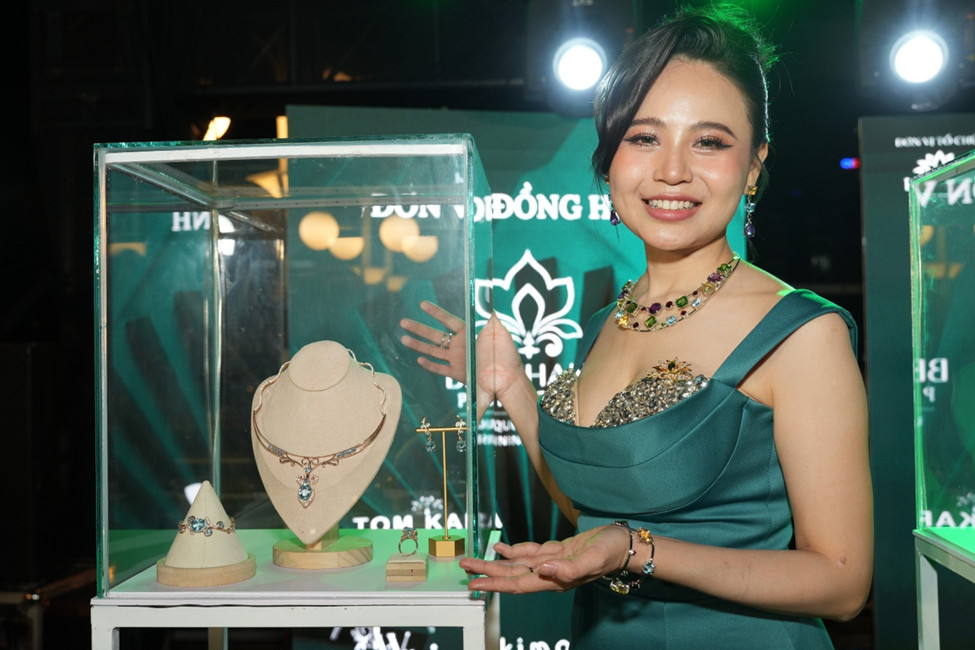 NTK - CEO Ngọc Anh