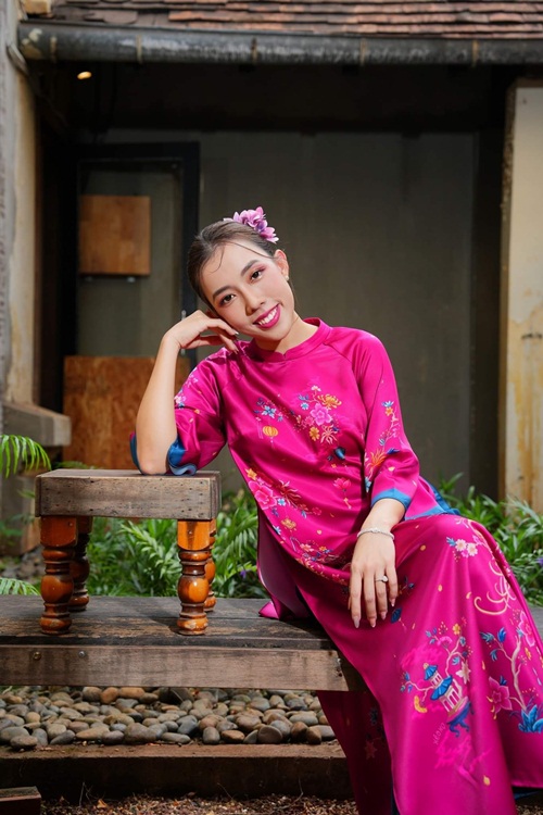 Vivian 3