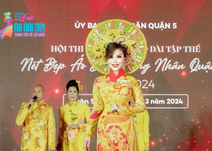 Hoa hậu Phong Lan nổi bật trong bộ áo dài truyền thống của NTK Tuấn Hải