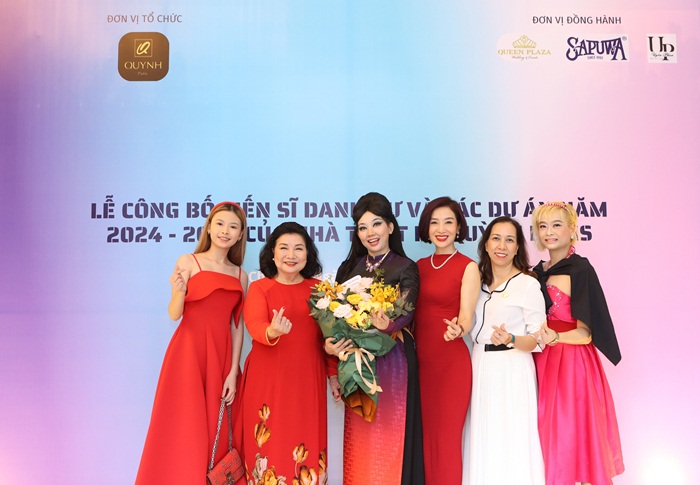NTK Quynh Paris 15