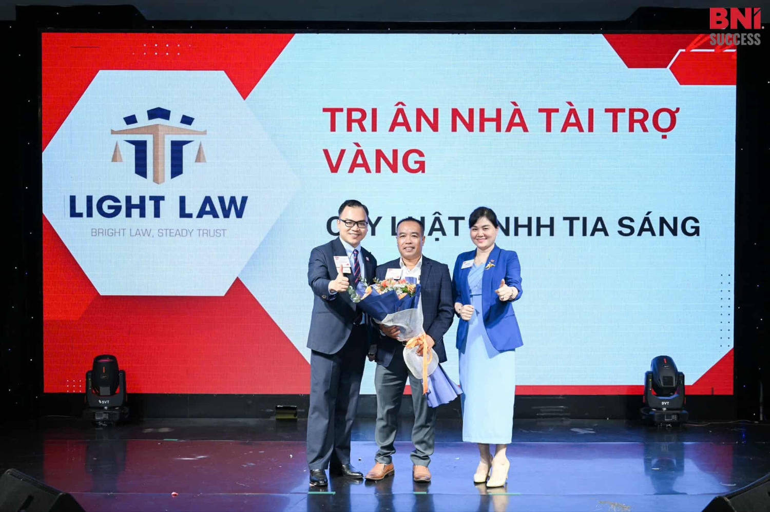 Trang Le 49