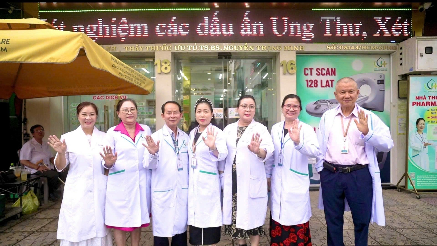 Đội ngũ bác sĩ nhiều kinh nghiệm của Phòng khám Đa khoa Quốc tế Việt Healthcare